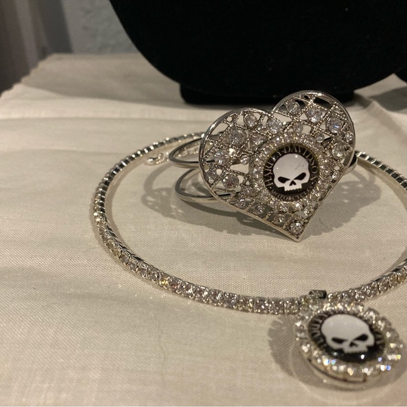 “Willie G” Design Harley Davidson Snap Rhinestone Choker and Cuff Bracelet - Picture 2 of 5